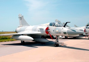 措勤飞机军事模型